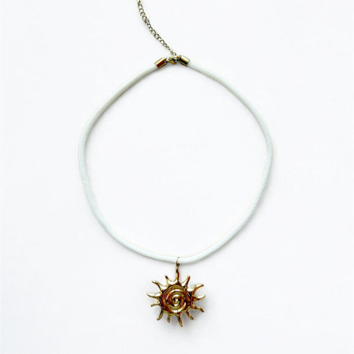 Sunny Pendant Necklace